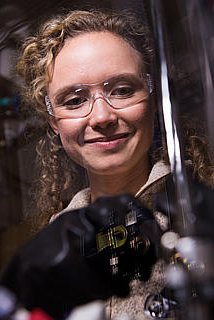 Kelsey Stoerzinger in epitaxy lab