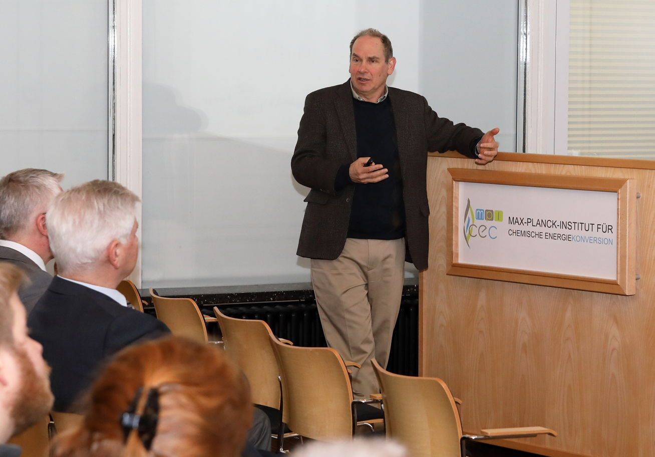 Jim Mayer lecturing at Max Planck Institute