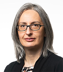 Bojana Ginovska headshot
