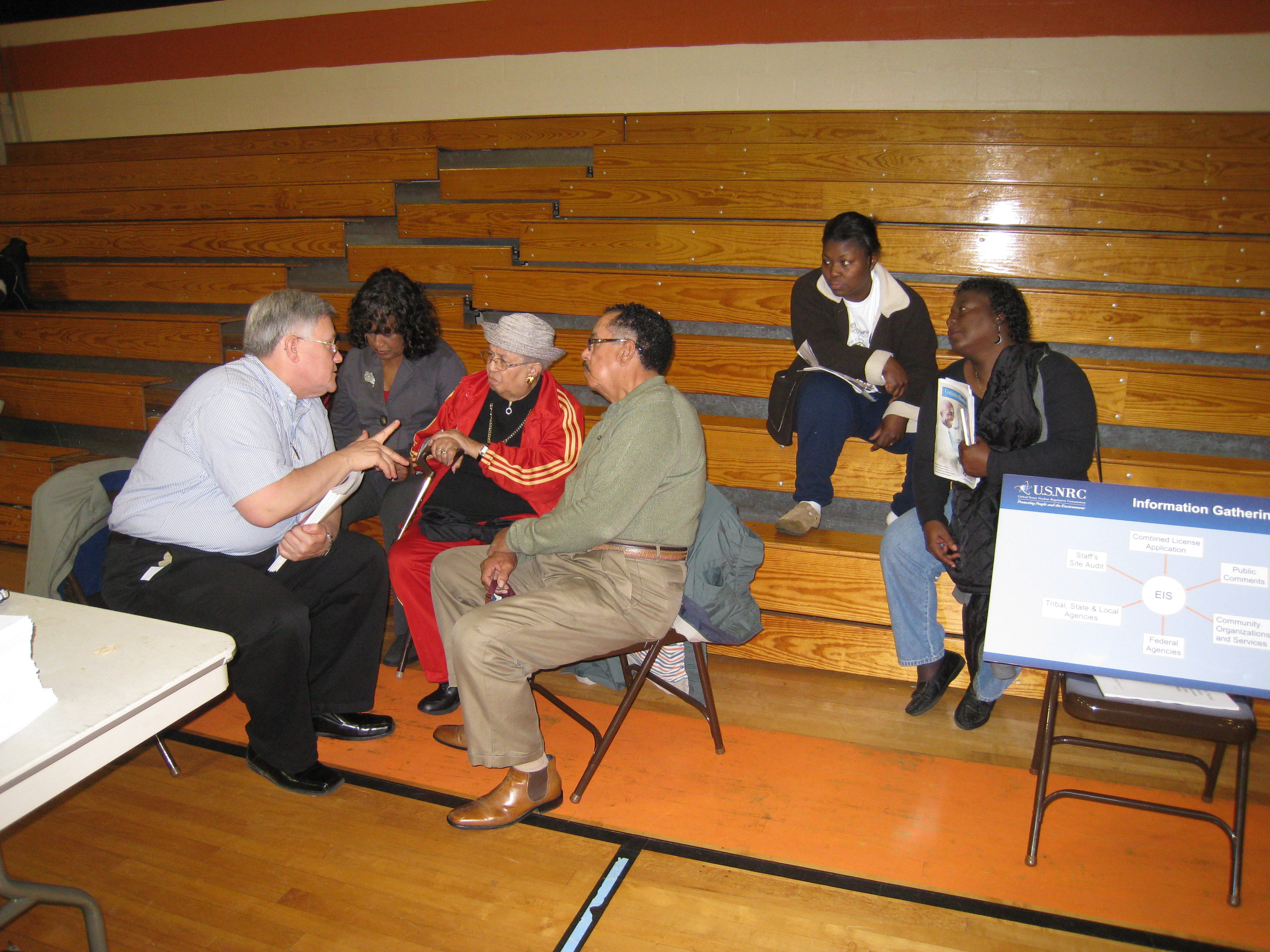 Community members meet with PNNL and NRC representatives as part of an environmental justice assessment.
