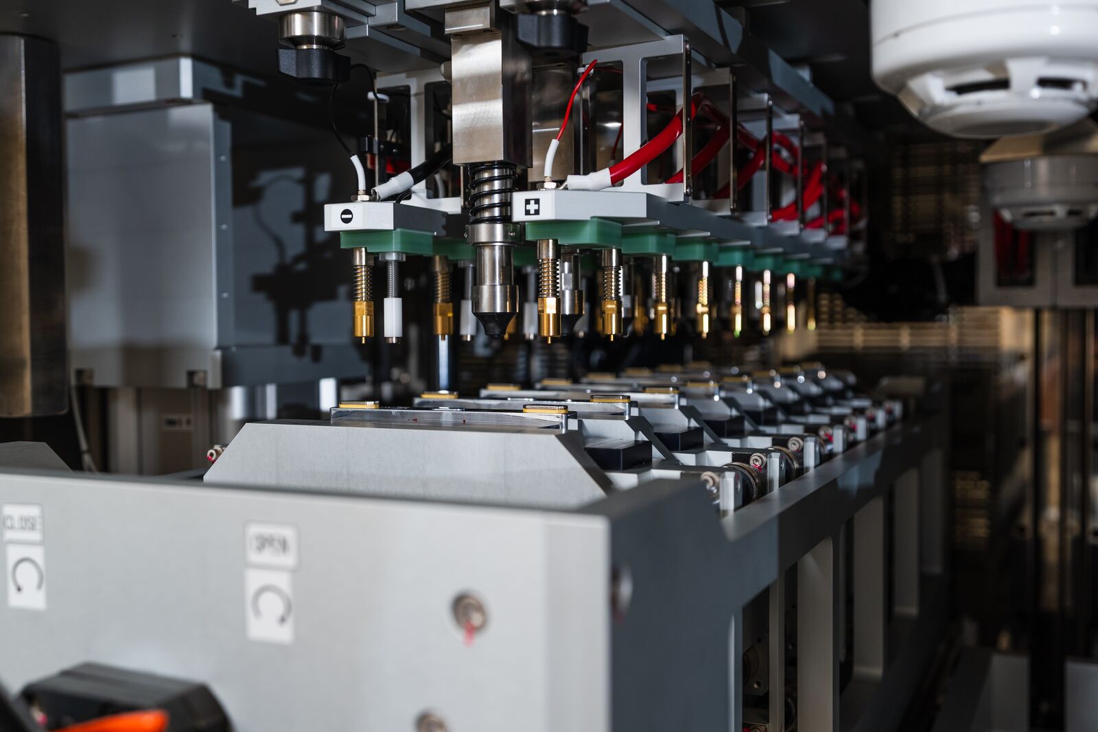 Perspective Paper Showcases How PNNL’s Electrochemical Energy Storage Research Is Shaping the Future of the Electric Grid