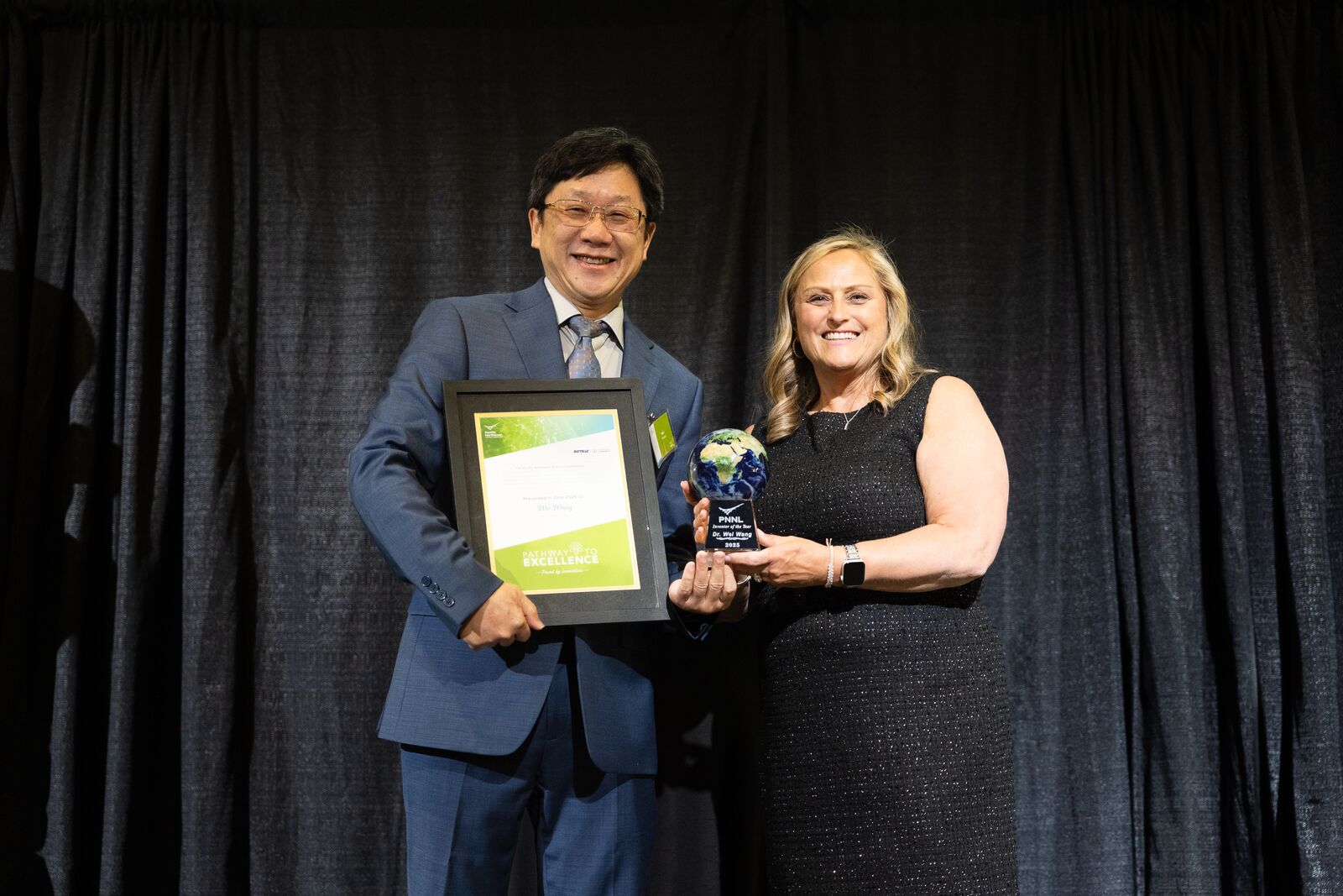 Energy Storage Powerhouse Wei Wang Receives PNNL Inventor of the Year Award