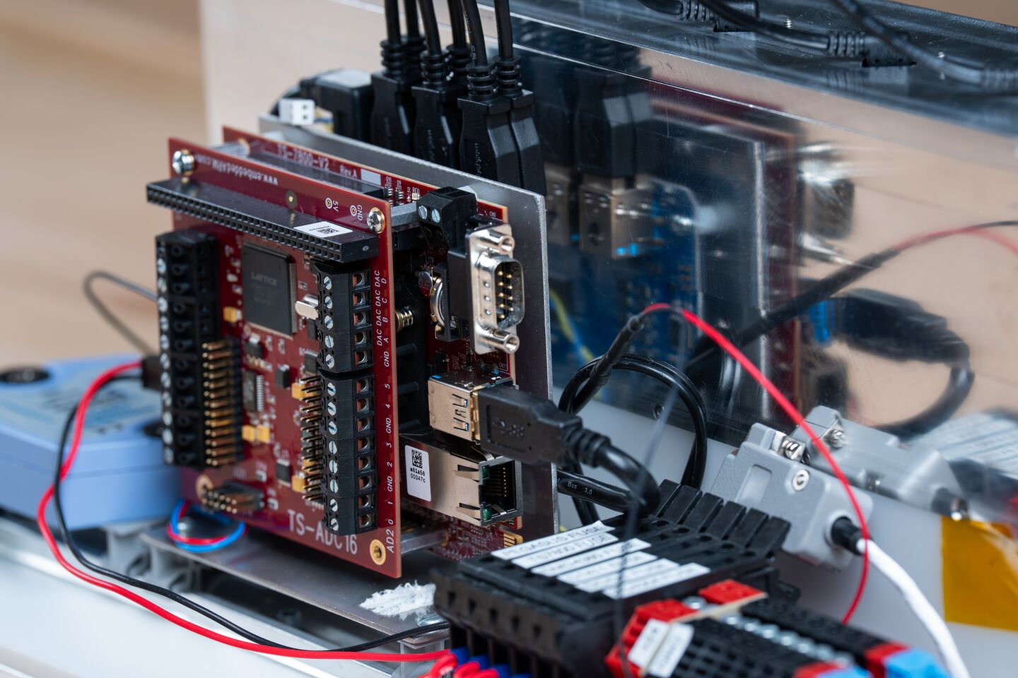 次世代モニターが核の脅威に対抗：新しいウラン濃縮センサーを開発（Next-Generation Monitor Combats Nuclear Threats）