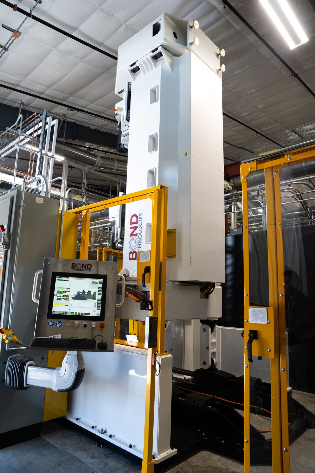 The ShAPEshifter extrusion system shown in its vertical configuration.