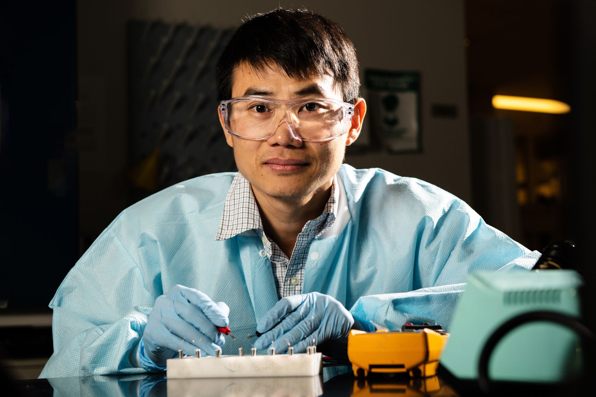 PNNL's Bingbin Wu in a Laboratory