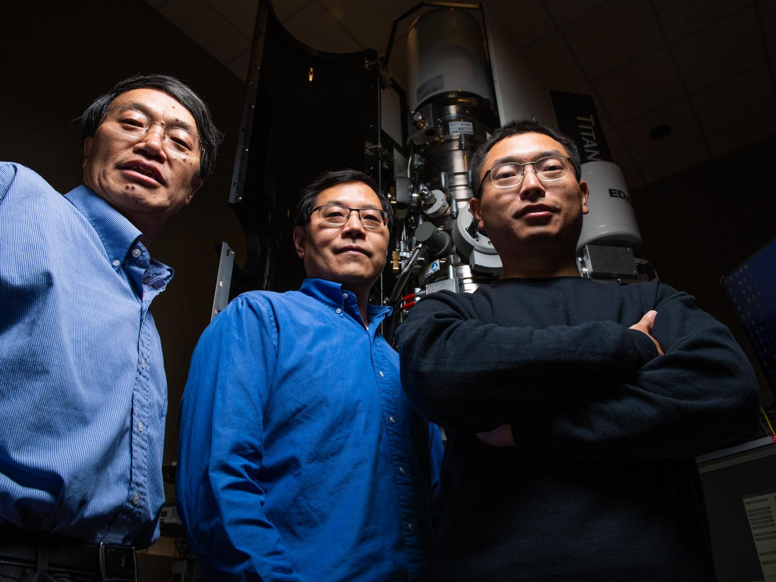 Chongmin Wang, Wu Xu, and Yang He