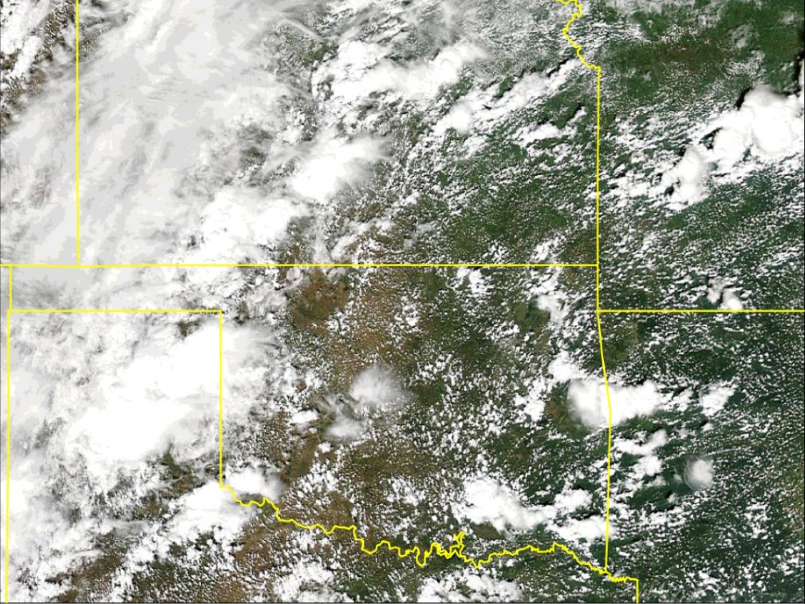 satellite image of clouds over the central United States