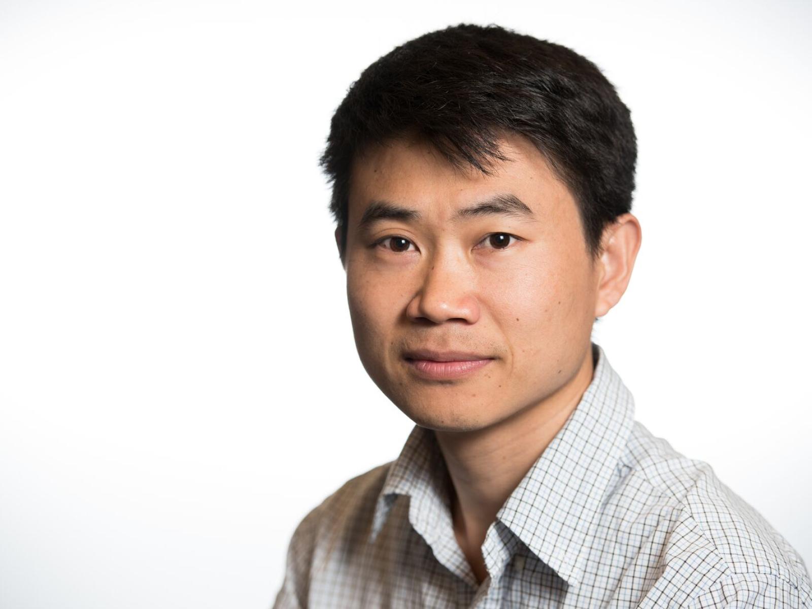 Bingbin Wu