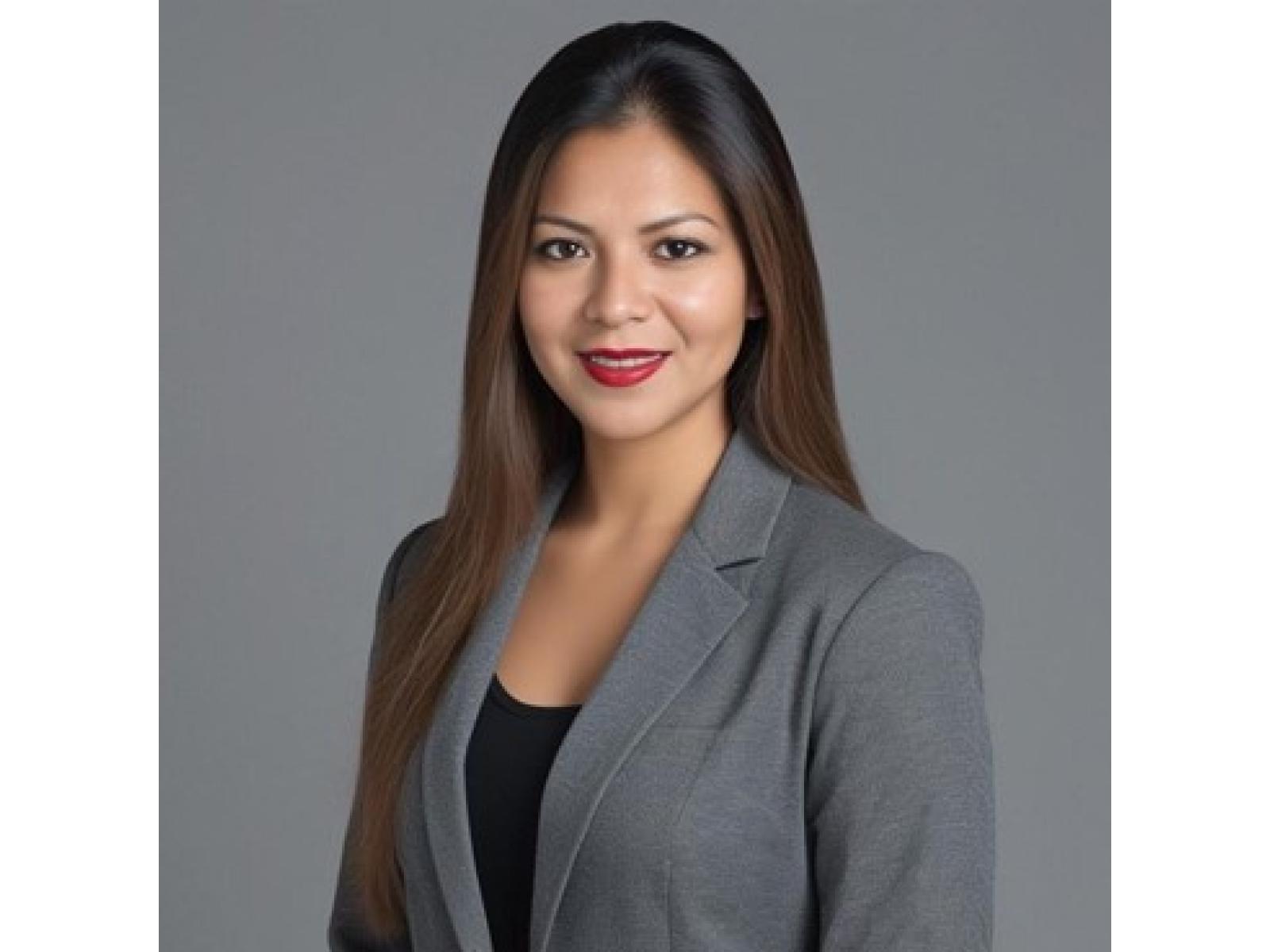 headshot image of Jess Barcco