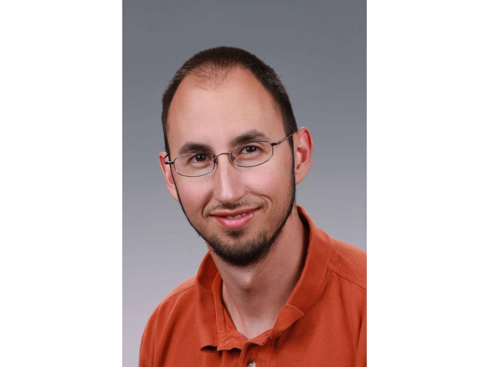 Portrait of Jason Gastelum