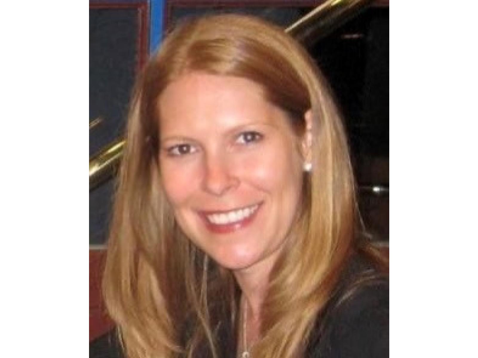 Portrait of Jennifer Frame 