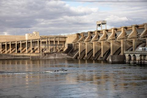 photograph of the Ice Harbor Dam