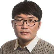 Portrait of Shixuan Zhang