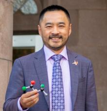 University of Washington's Xiaosong Li is a leader in the IDREAM EFRC