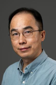 Yun Qian portrait