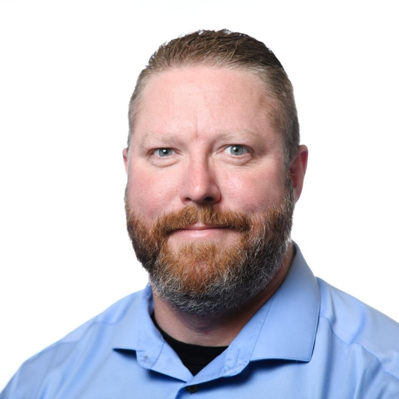 Jeff Evans (full portrait)