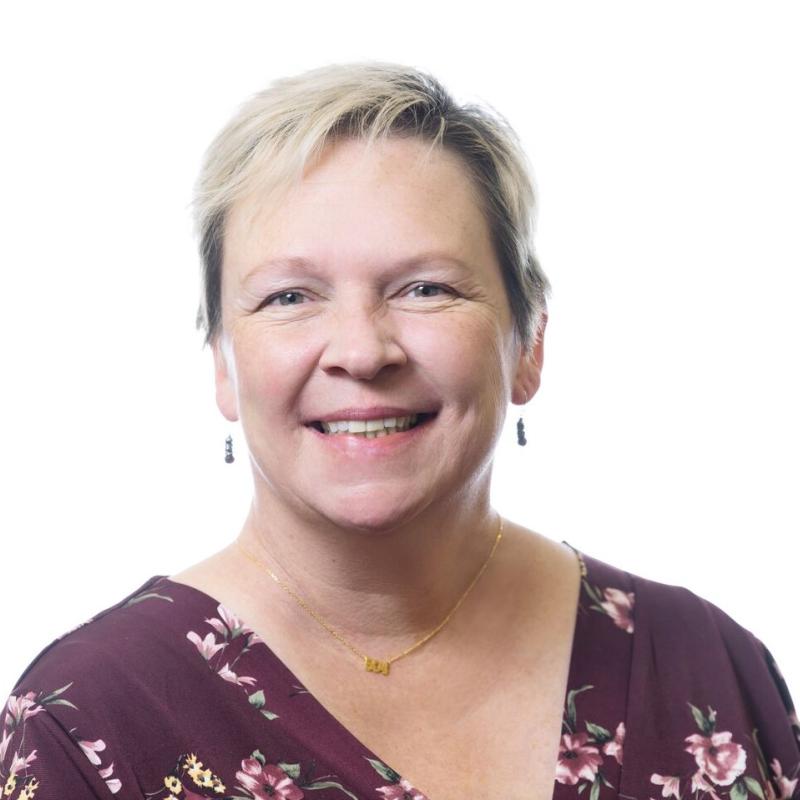 Hero image of Sarah Logue