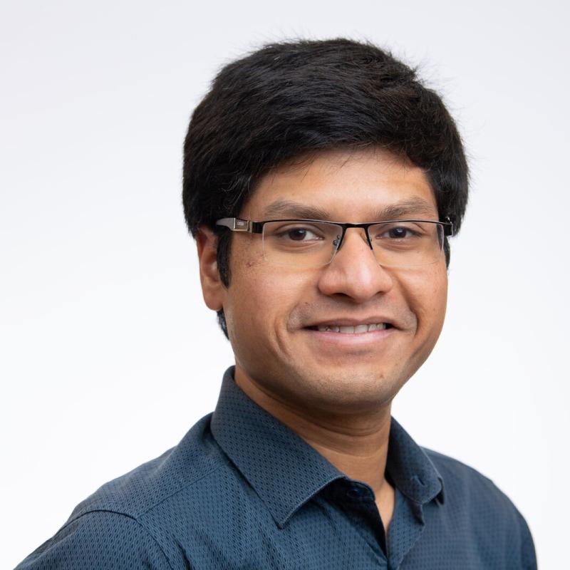 Portrait photo of Rounak Meyur