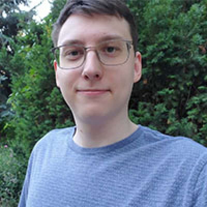 headshot of Michael Kieburtz