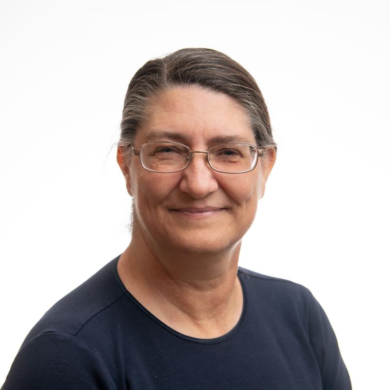 Renee Russell is a senior engineer specializing in waste glass development.