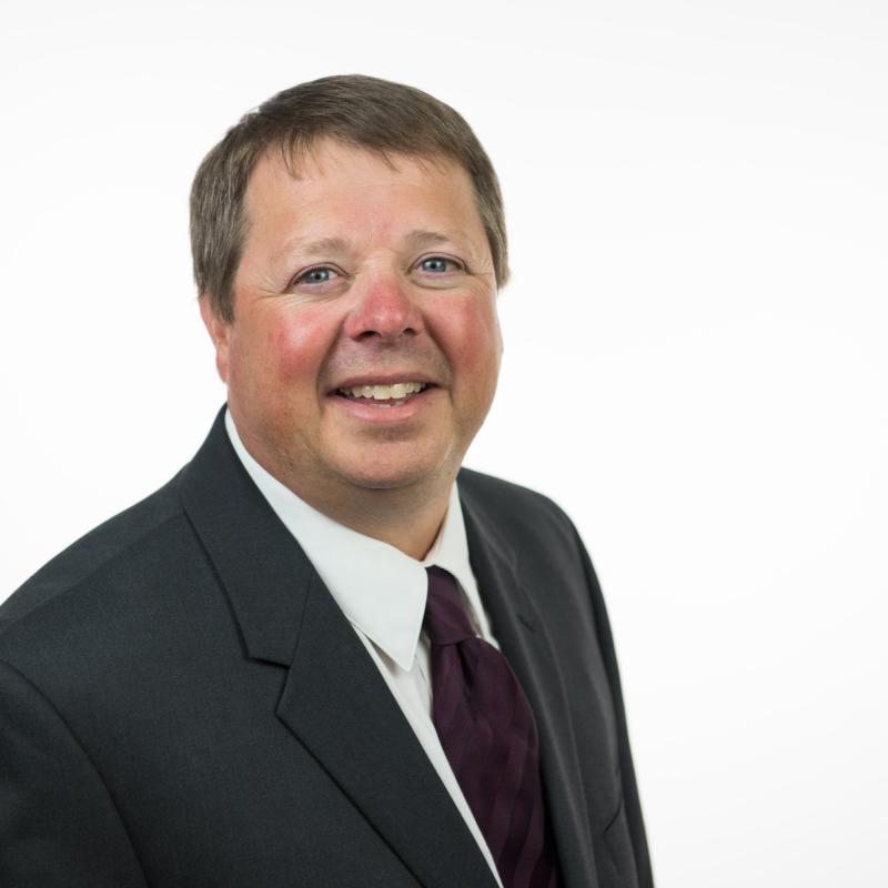 Staff portrait of Kevin Simmons