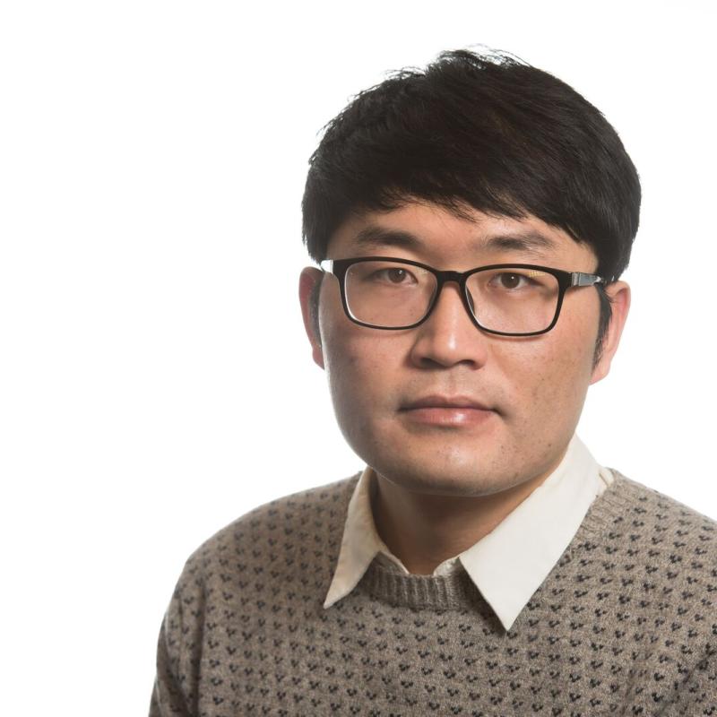 Portrait of Shixuan Zhang