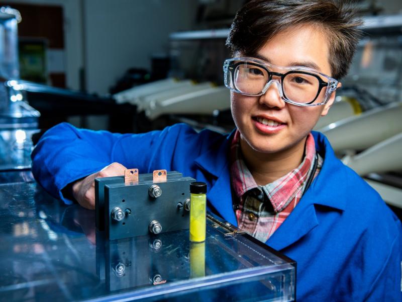 Researcher in energy-storage lab