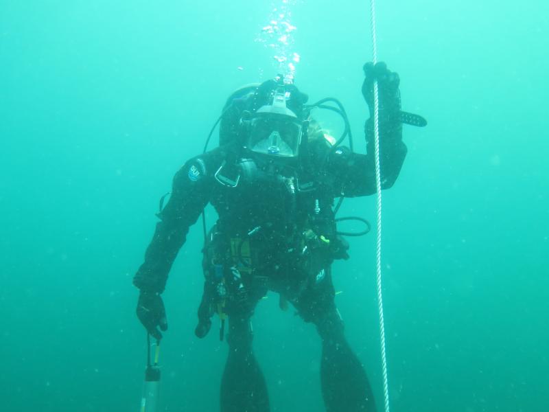 PNNL-Sequim diver cluster7_IMG_4239